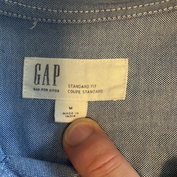 Gap Oxford Shirt - Picture 2 of 4